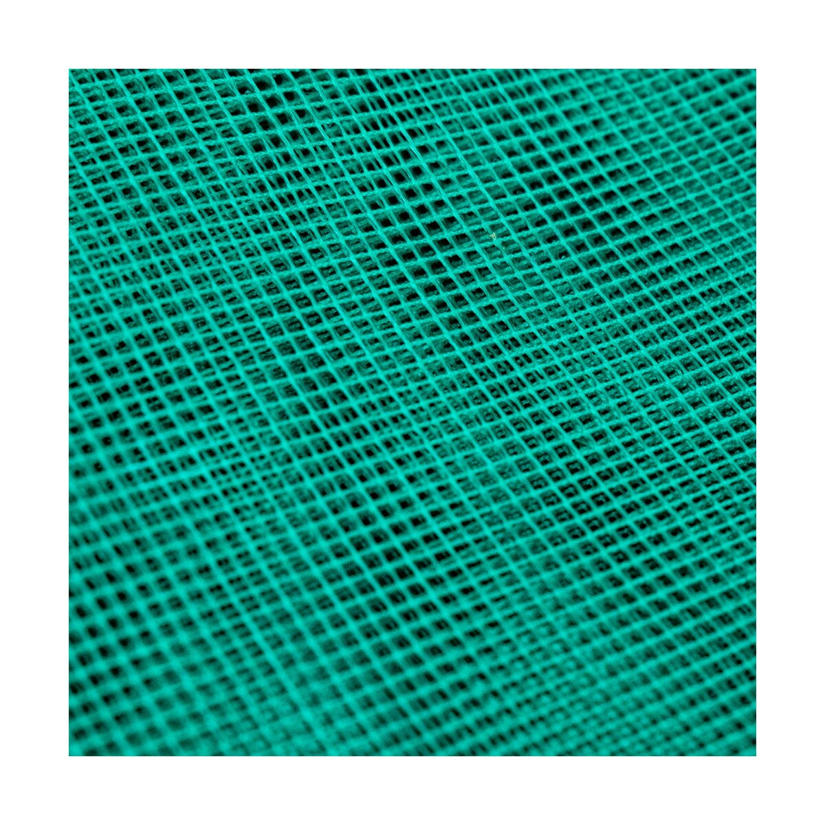 MK Simple Net Set: Close-up of green net mesh